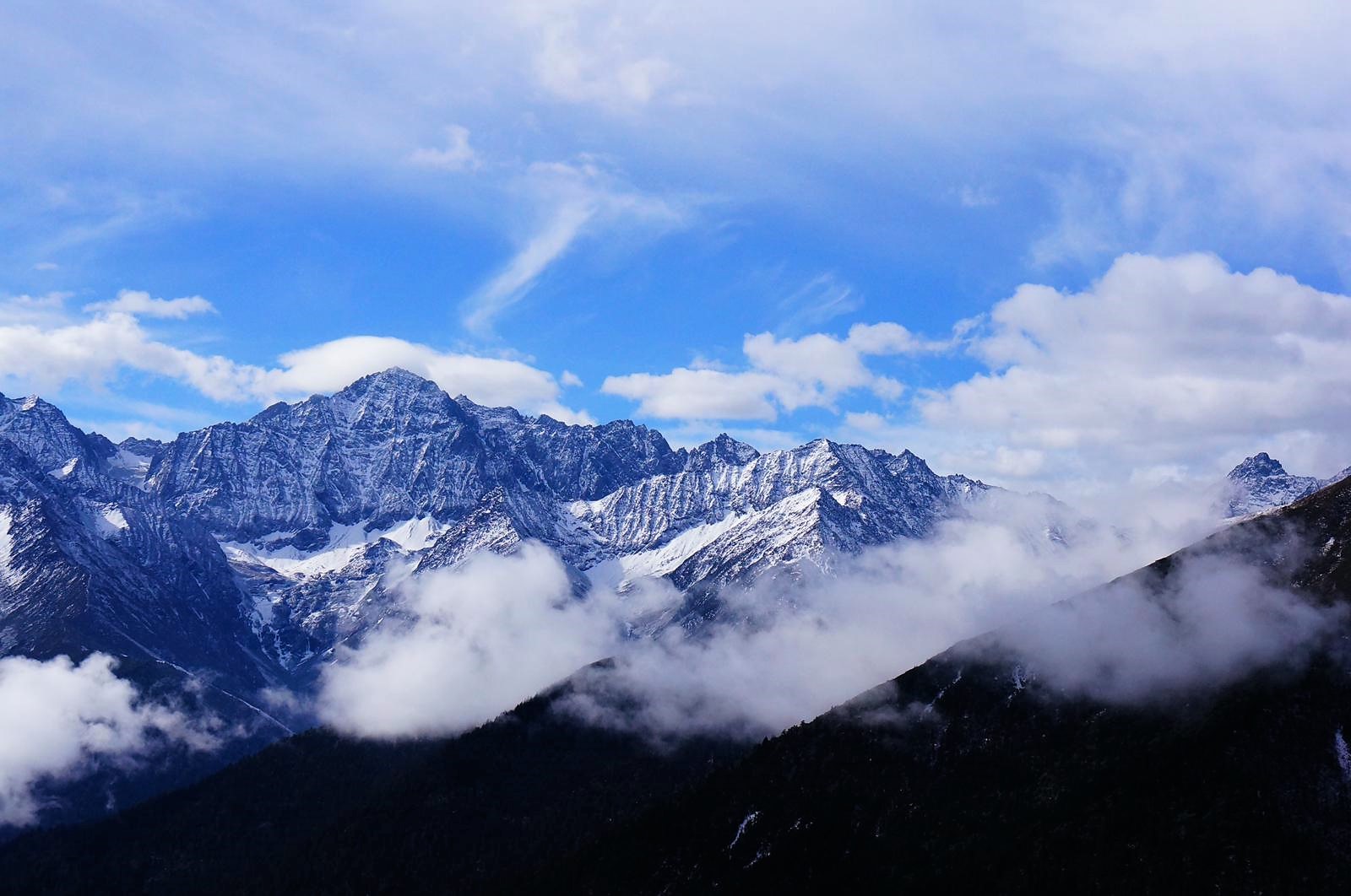 D3: 上山 | 四川四姑娘山 | 旅遊 露營 跑山 跑步 運動 水上活動 | Hidy Chan | hidychan.com