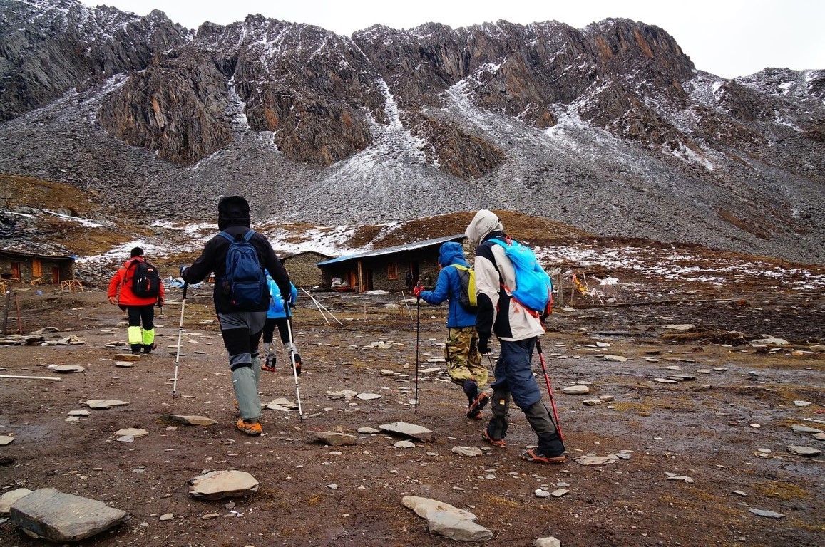 D3: 上山 | 四川四姑娘山 | 旅遊 露營 跑山 跑步 運動 水上活動 | Hidy Chan | hidychan.com