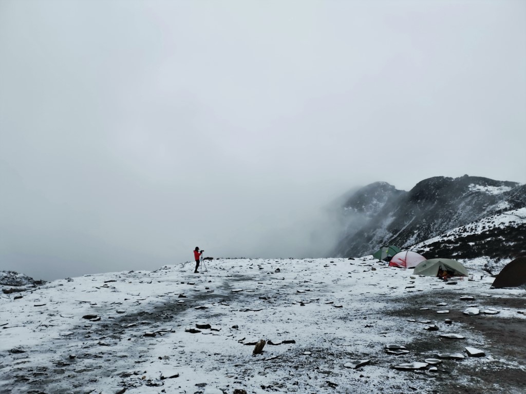 D4: 收拾行裝 | 四川四姑娘山 | 旅遊 露營 跑山 跑步 運動 水上活動 | Hidy Chan | hidychan.com