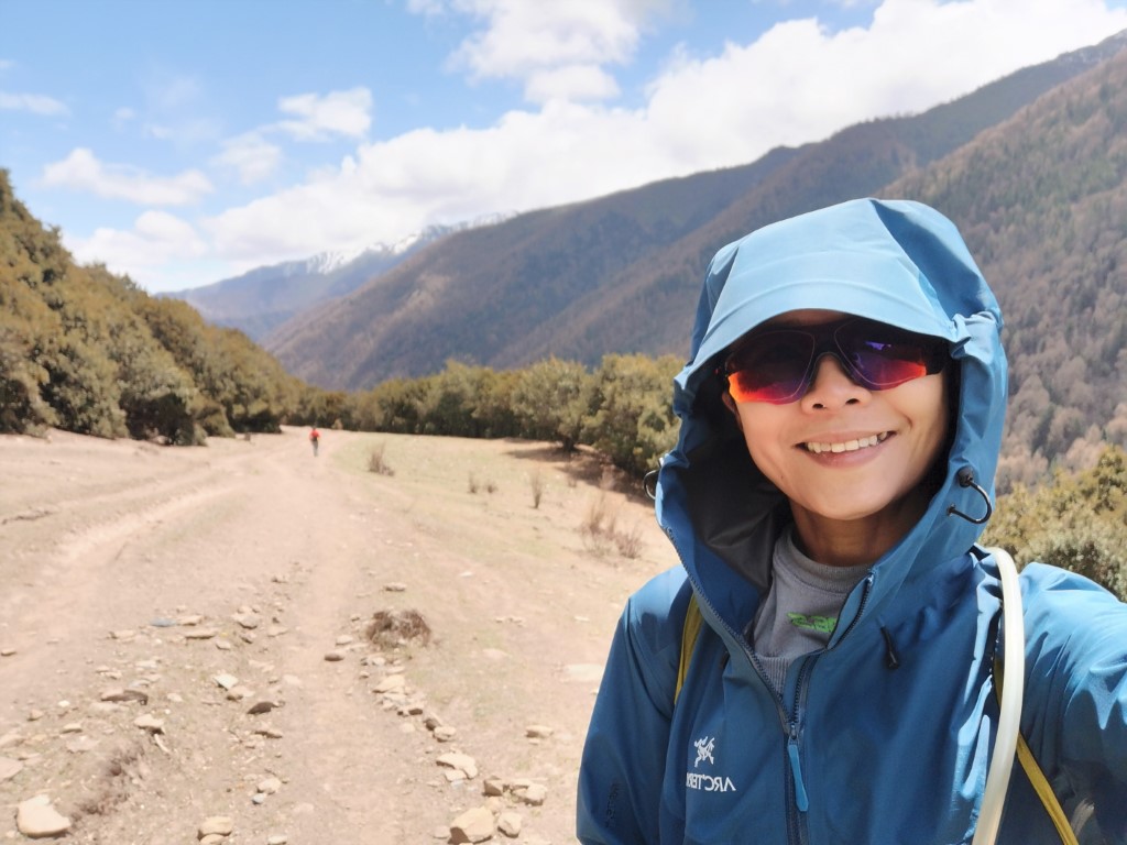 D4: 落山 | 四川四姑娘山 | 旅遊 露營 跑山 跑步 運動 水上活動 | Hidy Chan | hidychan.com