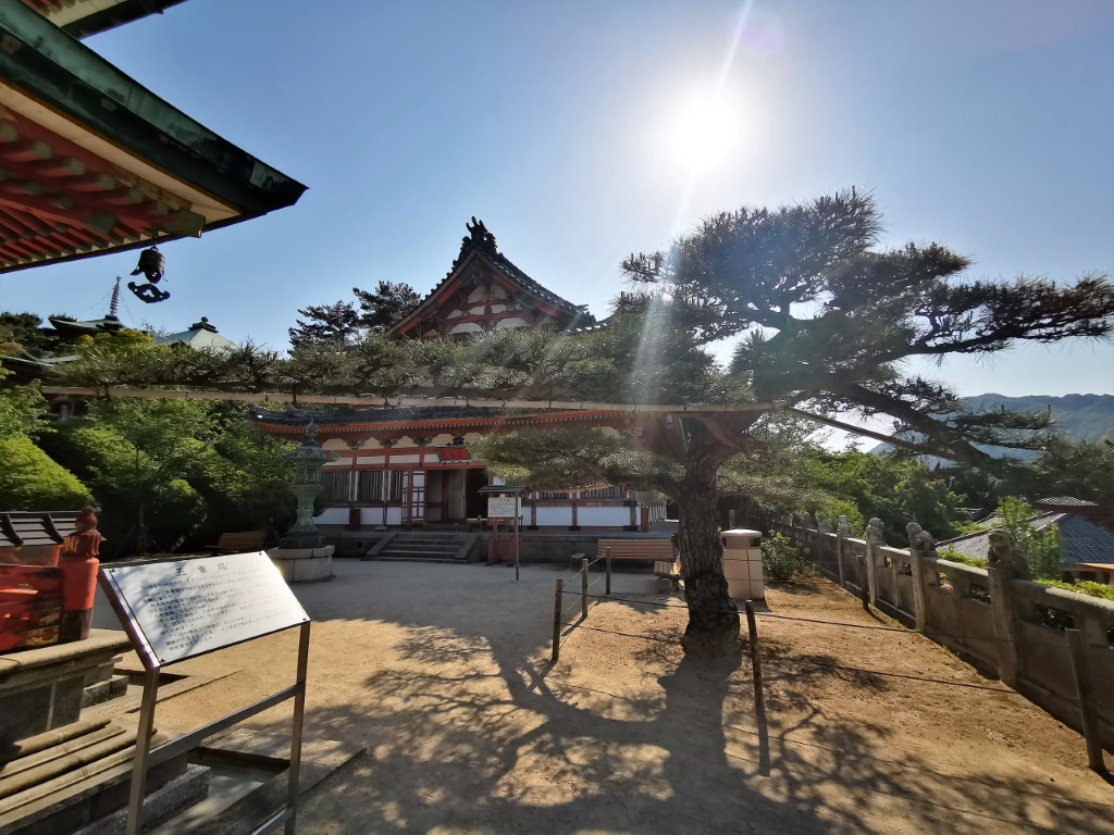 耕三寺 | 廣島踩單車露吓營先 | 旅遊 露營 跑山 跑步 運動 水上活動 | Hidy Chan | hidychan.com