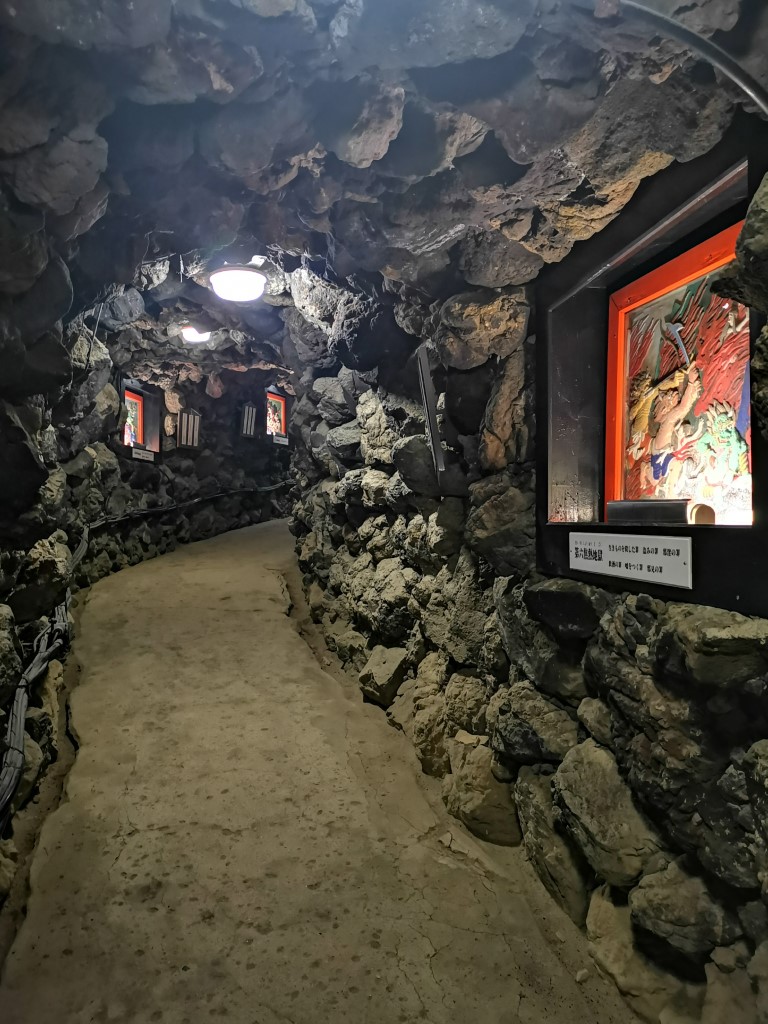 耕三寺 | 廣島踩單車露吓營先 | 旅遊 露營 跑山 跑步 運動 水上活動 | Hidy Chan | hidychan.com