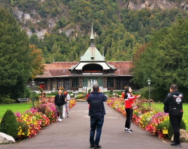 D3: Interlaken | 瑞士好好露 | 旅遊 露營 跑山 跑步 運動 水上活動 | Hidy Chan | hidychan.com