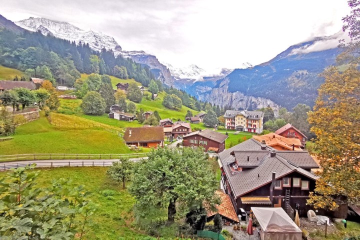 D3: Lauterbrunnen > Wengen > Kleine Scheidegg | 瑞士好好露 | 旅遊 露營 跑山 跑步 運動 水上活動 | Hidy Chan | hidychan.com