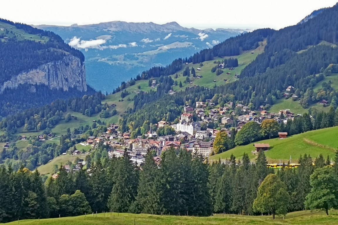 D3: Lauterbrunnen > Wengen > Kleine Scheidegg | 瑞士好好露 | 旅遊 露營 跑山 跑步 運動 水上活動 | Hidy Chan | hidychan.com