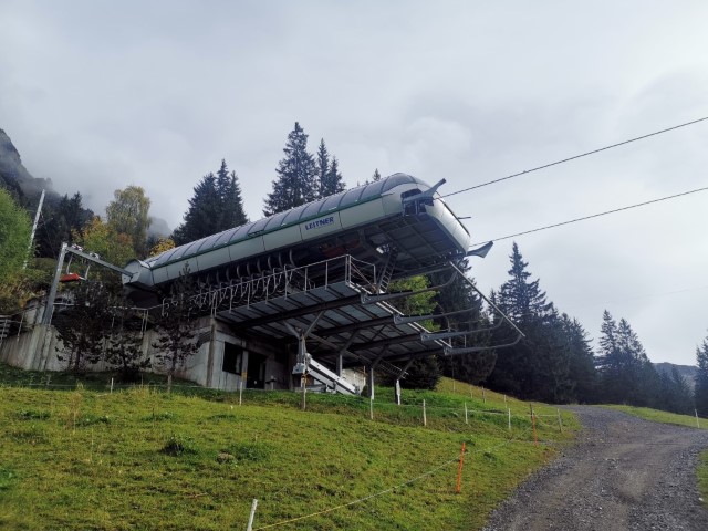 D3: Lauterbrunnen > Wengen > Kleine Scheidegg | 瑞士好好露 | 旅遊 露營 跑山 跑步 運動 水上活動 | Hidy Chan | hidychan.com