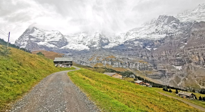 D3: Lauterbrunnen > Wengen > Kleine Scheidegg | 瑞士好好露 | 旅遊 露營 跑山 跑步 運動 水上活動 | Hidy Chan | hidychan.com