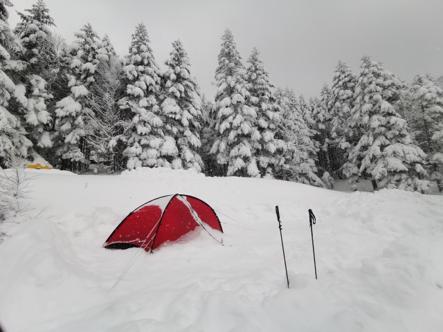 D4: 赤岳攻頂失敗 | 雪山•滑雪•露營•瘋狂玩盡日本 | 旅遊 露營 跑山 跑步 運動 水上活動 | Hidy Chan | hidychan.com