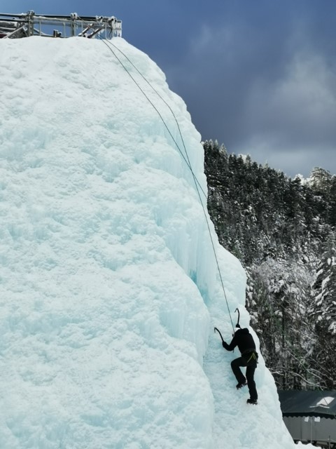 D4: 赤岳攻頂失敗 | 雪山•滑雪•露營•瘋狂玩盡日本 | 旅遊 露營 跑山 跑步 運動 水上活動 | Hidy Chan | hidychan.com