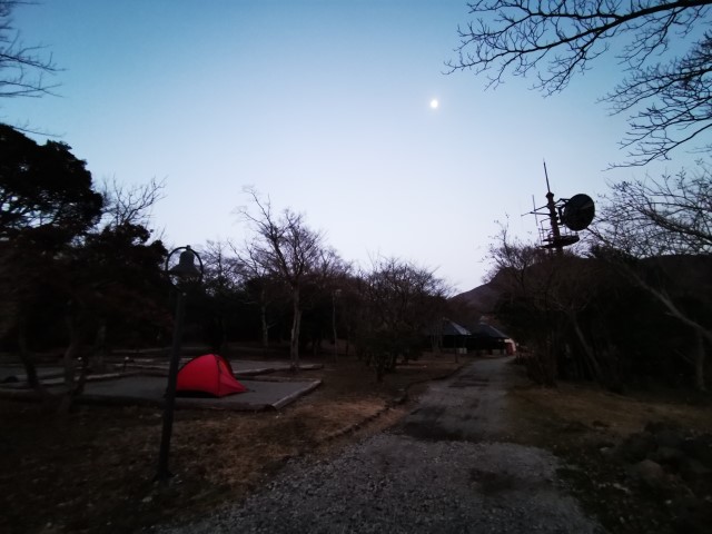 D10: 芦ノ湖キャンプ村 | 雪山•滑雪•露營•瘋狂玩盡日本 | 旅遊 露營 跑山 跑步 運動 水上活動 | Hidy Chan | hidychan.com