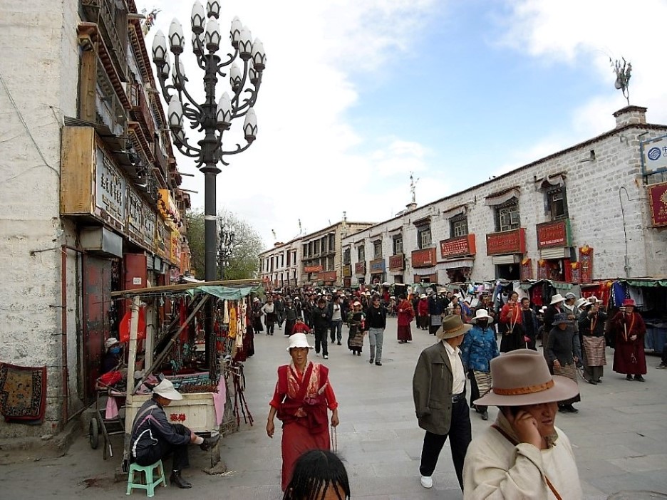 拉薩 - 市中心 | 西藏之旅 | 旅遊 露營 跑山 跑步 運動 水上活動 | Hidy Chan | hidychan.com