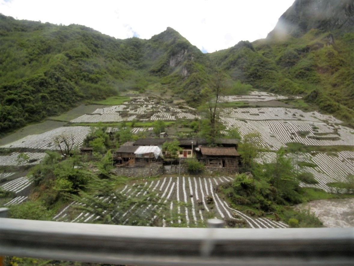 九寨溝 | 西藏之旅 | 旅遊 露營 跑山 跑步 運動 水上活動 | Hidy Chan | hidychan.com