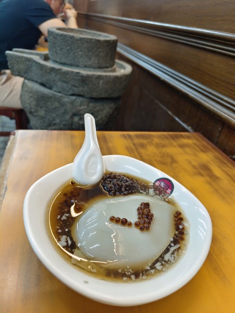 台灣住宿飲食 | 一個女生台灣四極逆走機車環島遊 | 旅遊 露營 跑山 跑步 運動 水上活動 | Hidy Chan | hidychan.com