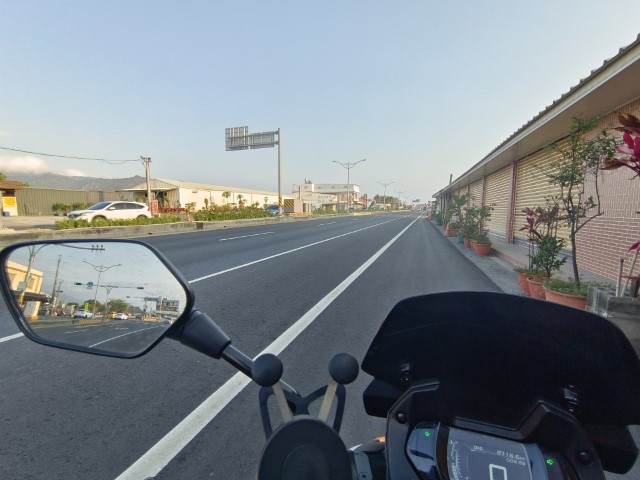 高雄>墾丁 | 一個女生台灣四極逆走機車環島遊 | 旅遊 露營 跑山 跑步 運動 水上活動 | Hidy Chan | hidychan.com