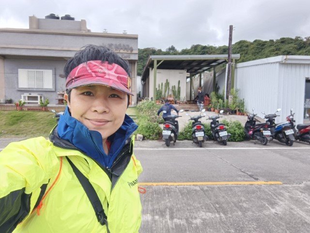 知本>台東富岡漁港>綠島 | 一個女生台灣四極逆走機車環島遊 | 旅遊 露營 跑山 跑步 運動 水上活動 | Hidy Chan | hidychan.com