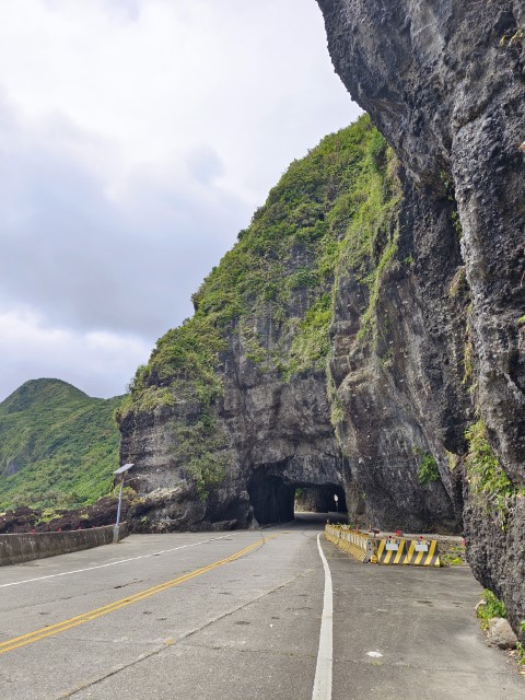 知本>台東富岡漁港>綠島 | 一個女生台灣四極逆走機車環島遊 | 旅遊 露營 跑山 跑步 運動 水上活動 | Hidy Chan | hidychan.com