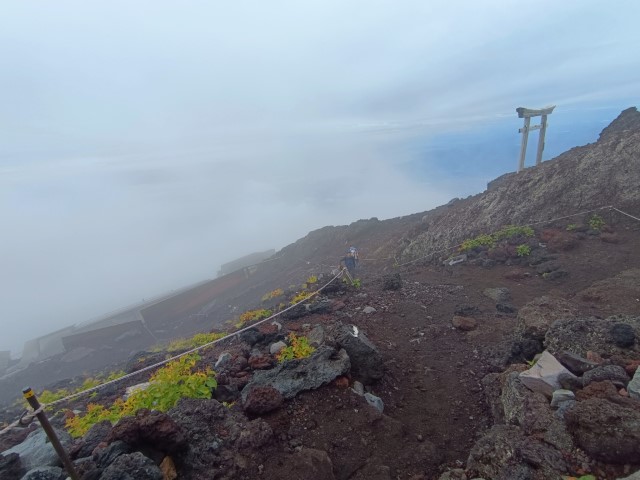 D3: 下山 | 富士山3776+電單車遊 | 旅遊 露營 跑山 跑步 運動 水上活動 | Hidy Chan | hidychan.com