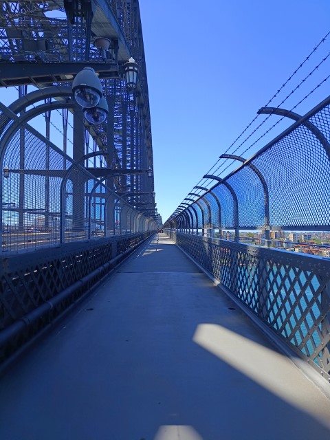 Sydney Harbour Bridge | 首次南半球之澳洲電單車露營遊 | 旅遊 露營 跑山 跑步 運動 水上活動 | Hidy Chan | hidychan.com