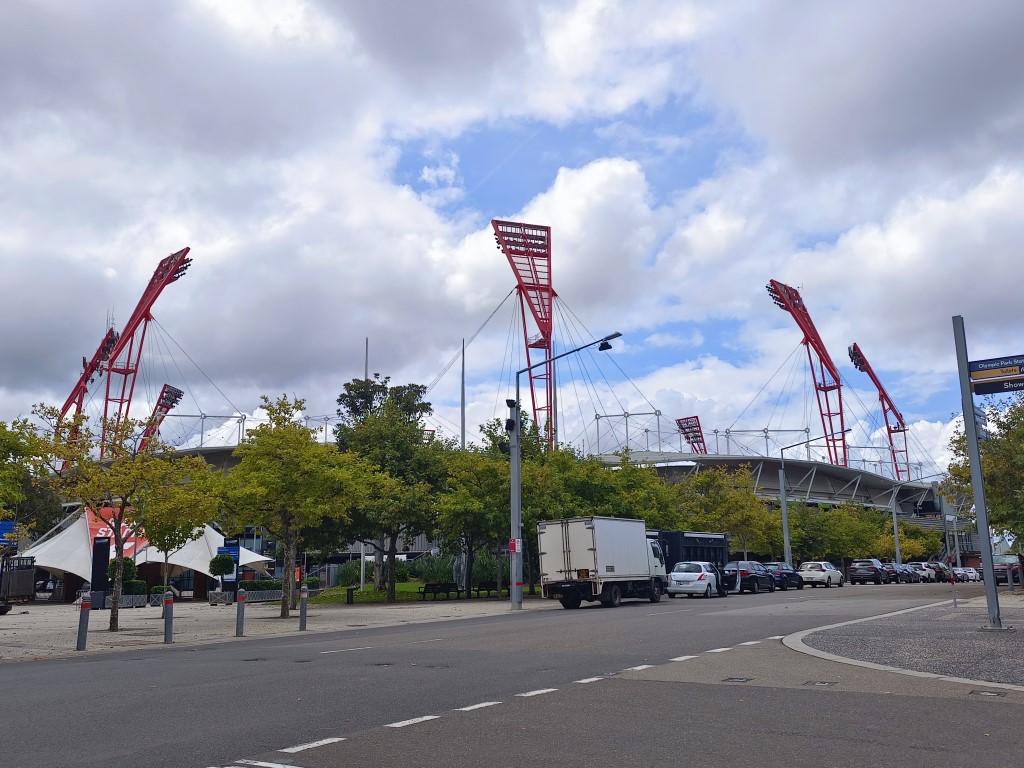 Olympic Park | 首次南半球之澳洲電單車露營遊 | 旅遊 露營 跑山 跑步 運動 水上活動 | Hidy Chan | hidychan.com