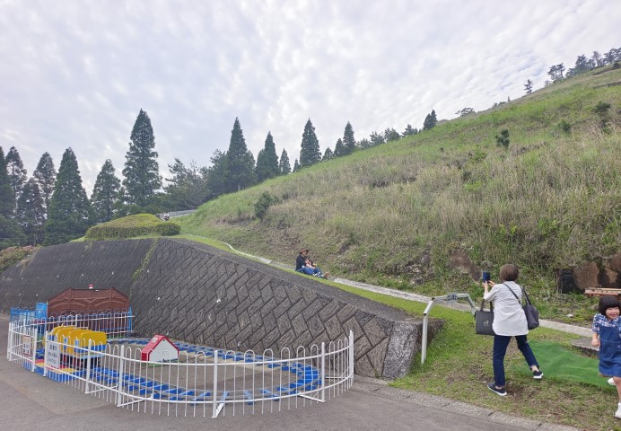 ちびっこ広場 | 玩盡日本全九州 | 旅遊 露營 跑山 跑步 運動 水上活動 | Hidy Chan | hidychan.com