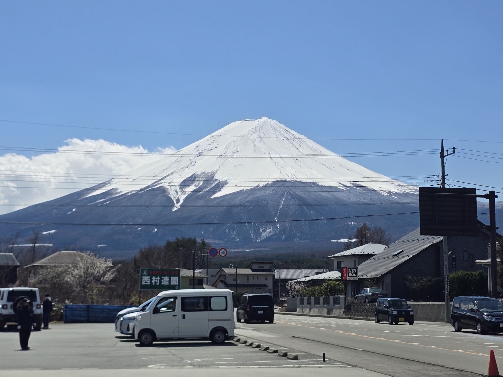 河口湖 | 首次自駕Camper Van | 旅遊 露營 跑山 跑步 運動 水上活動 | Hidy Chan | hidychan.com