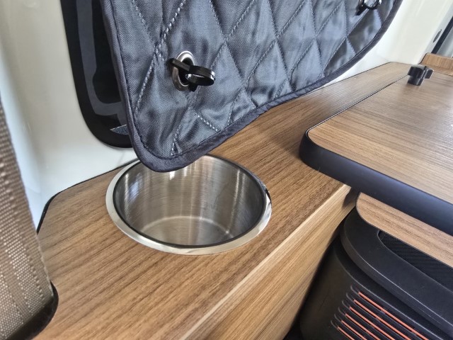 Camper Van | 大阪郊遊遊露營車過新年 | hidychan.com