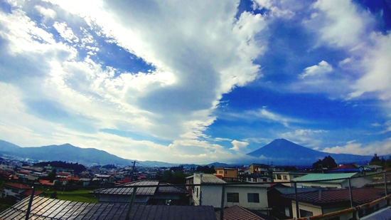 D2: 登上日本第一神山<<富士山>> | 自己一人出走挑戰日本神山之旅 | 旅遊 露營 跑山 跑步 運動 水上活動 | Hidy Chan | hidychan.com