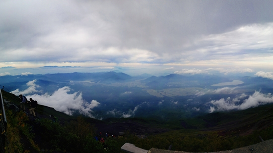 D2: 登上日本第一神山<<富士山>> | 自己一人出走挑戰日本神山之旅 | 旅遊 露營 跑山 跑步 運動 水上活動 | Hidy Chan | hidychan.com