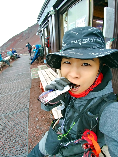 D2: 登上日本第一神山<<富士山>> | 自己一人出走挑戰日本神山之旅 | 旅遊 露營 跑山 跑步 運動 水上活動 | Hidy Chan | hidychan.com