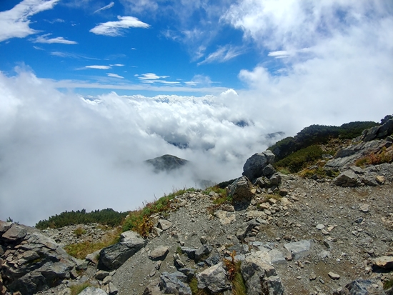 D5: 攻北岳山山頂 | 自己一人出走挑戰日本神山之旅 | 旅遊 露營 跑山 跑步 運動 水上活動 | Hidy Chan | hidychan.com