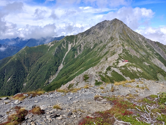 D5: 北岳山莊>間ノ岳 | 自己一人出走挑戰日本神山之旅 | 旅遊 露營 跑山 跑步 運動 水上活動 | Hidy Chan | hidychan.com