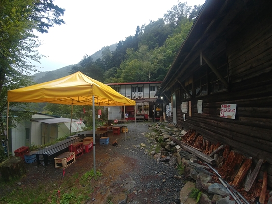 D6: 農鳥岳>大門沢小屋 | 自己一人出走挑戰日本神山之旅 | 旅遊 露營 跑山 跑步 運動 水上活動 | Hidy Chan | hidychan.com