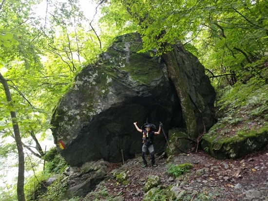 D7: 大門沢小屋>奈良田第一発電所 | 自己一人出走挑戰日本神山之旅 | 旅遊 露營 跑山 跑步 運動 水上活動 | Hidy Chan | hidychan.com