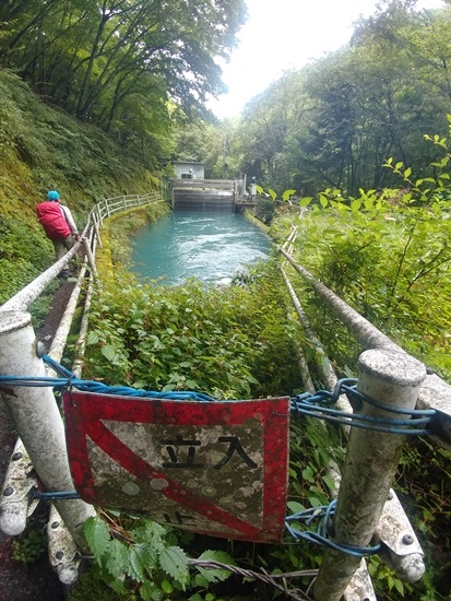 D7: 奈良田第一発電所>奈良田 | 自己一人出走挑戰日本神山之旅 | 旅遊 露營 跑山 跑步 運動 水上活動 | Hidy Chan | hidychan.com