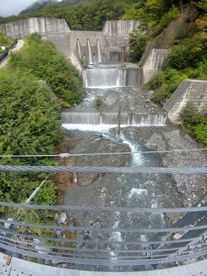 D7: 奈良田第一発電所>奈良田 | 自己一人出走挑戰日本神山之旅 | 旅遊 露營 跑山 跑步 運動 水上活動 | Hidy Chan | hidychan.com