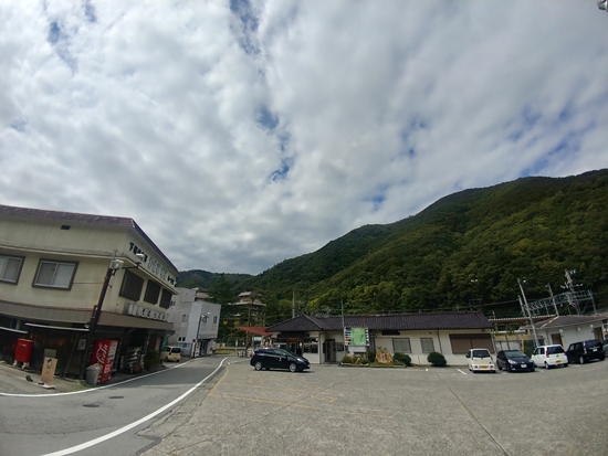 D7: 下部溫泉駅 | 自己一人出走挑戰日本神山之旅 | 旅遊 露營 跑山 跑步 運動 水上活動 | Hidy Chan | hidychan.com