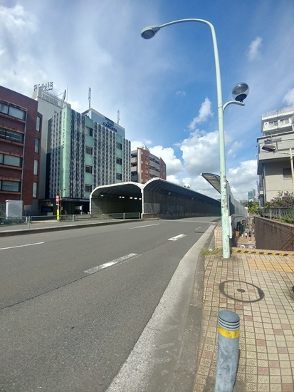 D8: 六本木 | 自己一人出走挑戰日本神山之旅 | 旅遊 露營 跑山 跑步 運動 水上活動 | Hidy Chan | hidychan.com